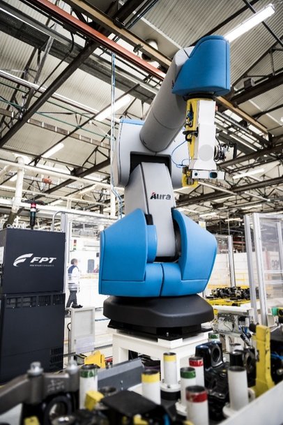 ROBOTS PARTNERING WITH HUMANS: AT FPT INDUSTRIAL FACTORY 4.0 IS ALREADY A REALITY THANKS TO COLLABORATION WITH COMAU